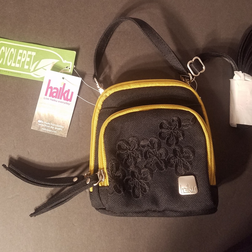 NWOT Haiku Pouch 2 Shoulder Bag "Black Blossom 2"